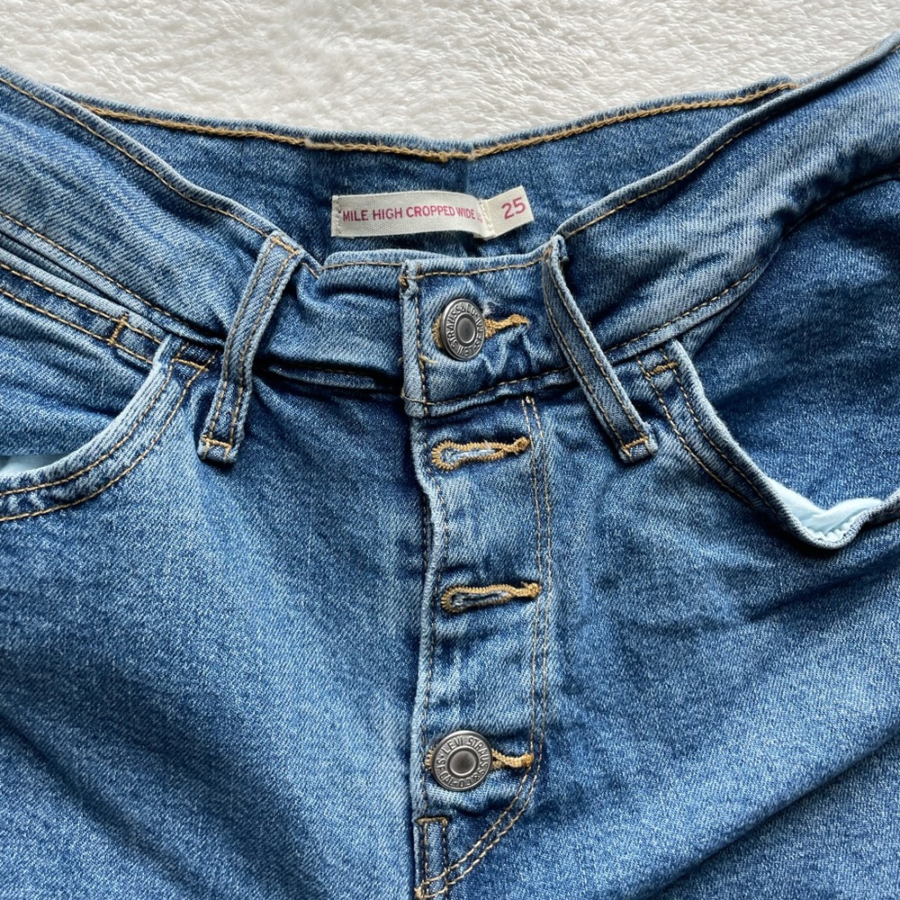 COPY - Levi’s mile high cropped wide leg jeans - Picture 6 of 6